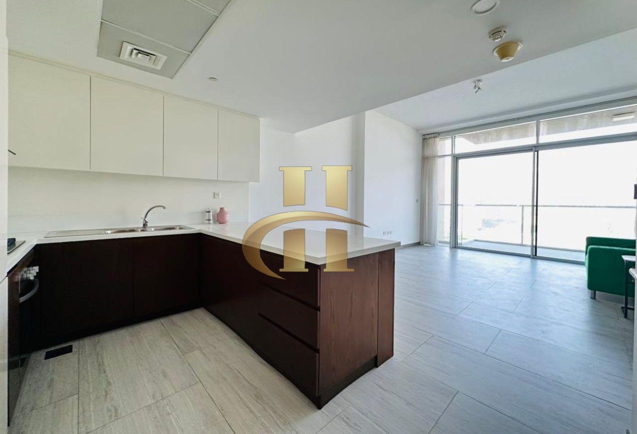 Huge Apartment-Fitted Kitchen-Best Deal-Book Now photo 4