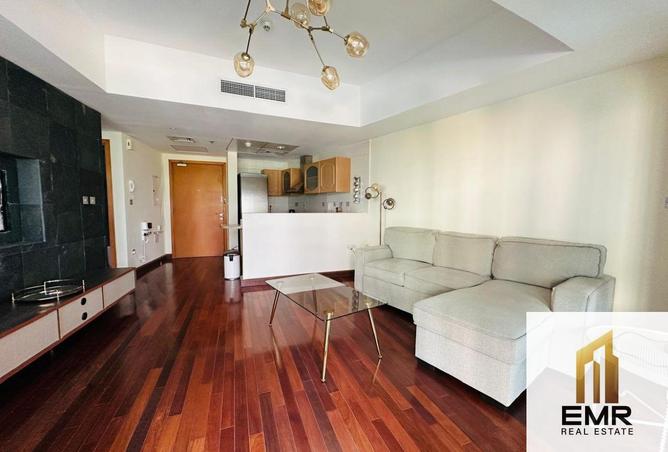 1BR Apartment with Balcony in Dubai Marina photo 3