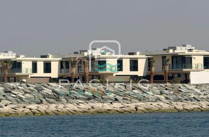 فيلا - 5 غرف نوم - 6 حمامات للبيع في جزيرة الصقر الجنوبية - جزيرة فالكون - قرية الحمرا - رأس الخيمة