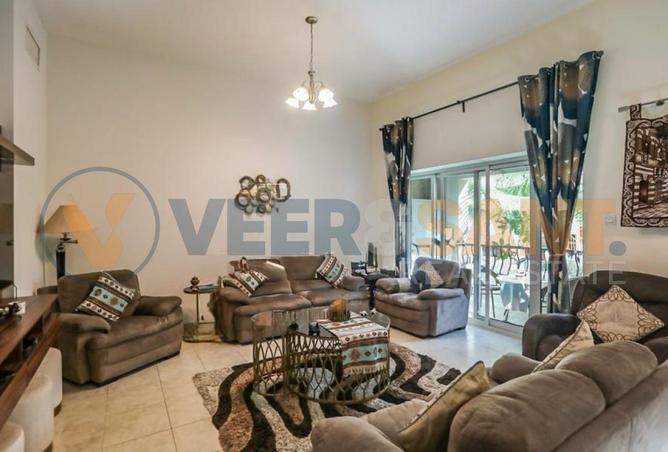 73112948 - Property Image 2