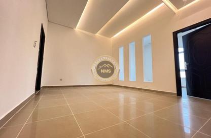 Apartment - 1 Bedroom - 1 Bathroom for rent in Hadbat Al Zafranah - Muroor Area - Abu Dhabi Apartment - 1 Bedroom - 1 Bathroom for rent in Hadbat Al Zafranah - Muroor Area - Abu Dhabi