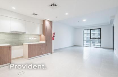 Apartment - 1 Bedroom - 1 Bathroom for rent in Seagate Building 1 - Seagate - Mina Rashid - Dubai