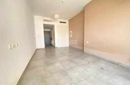 Apartment - Studio - 1 Bathroom for rent in Lucky 1 Residence - District 13 - Jumeirah Village Circle - Dubai