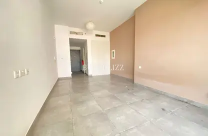 Apartment - Studio - 1 Bathroom for rent in Lucky 1 Residence - District 13 - Jumeirah Village Circle - Dubai