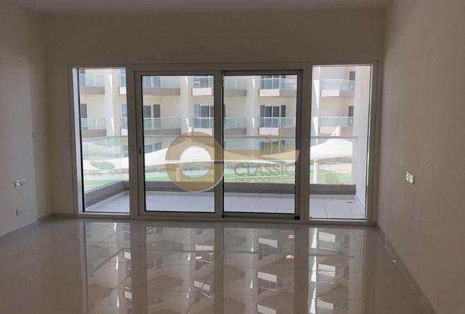 76571000 - Property Main Image