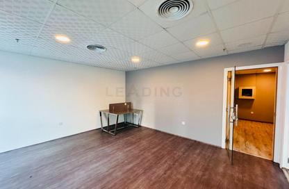 Office Space - Studio - 1 Bathroom for rent in Lake Central - Business Bay - Dubai