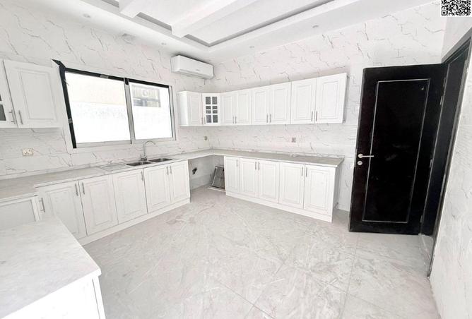 107304980 - Property Image 2