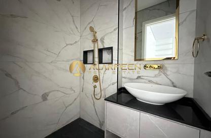Apartment - 1 Bedroom - 2 Bathrooms for rent in Curve by Sentro - Arjan - Dubai