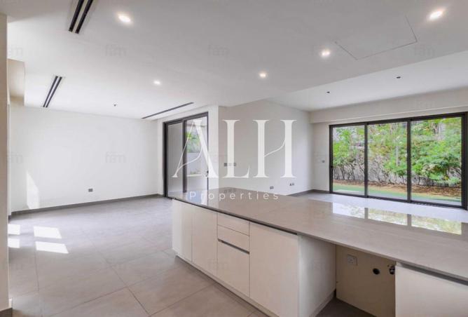 96964190 - Property Main Image