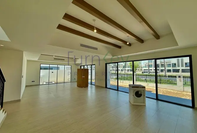 103283610 - Property Image 2