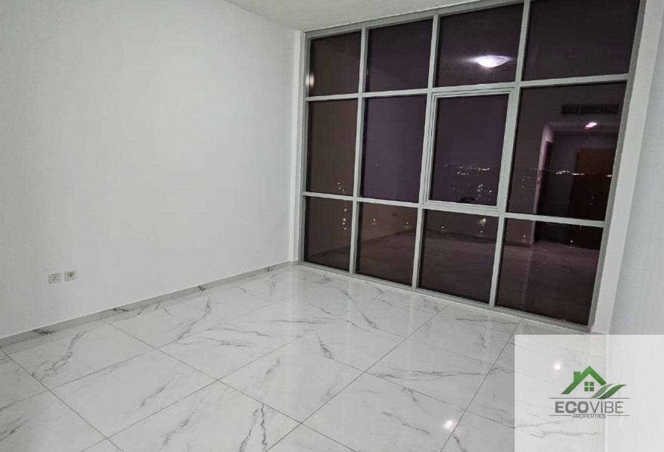 Bright 2BR Apartment + Maid | Downtown & Road View photo 4