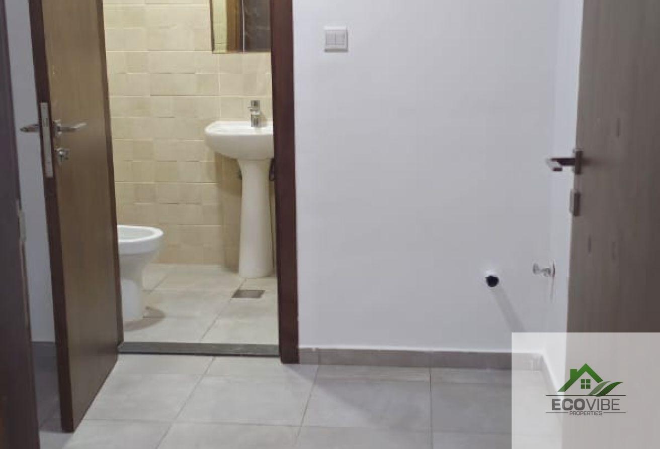 Bright 2BR Apartment + Maid | Downtown & Road View photo 16
