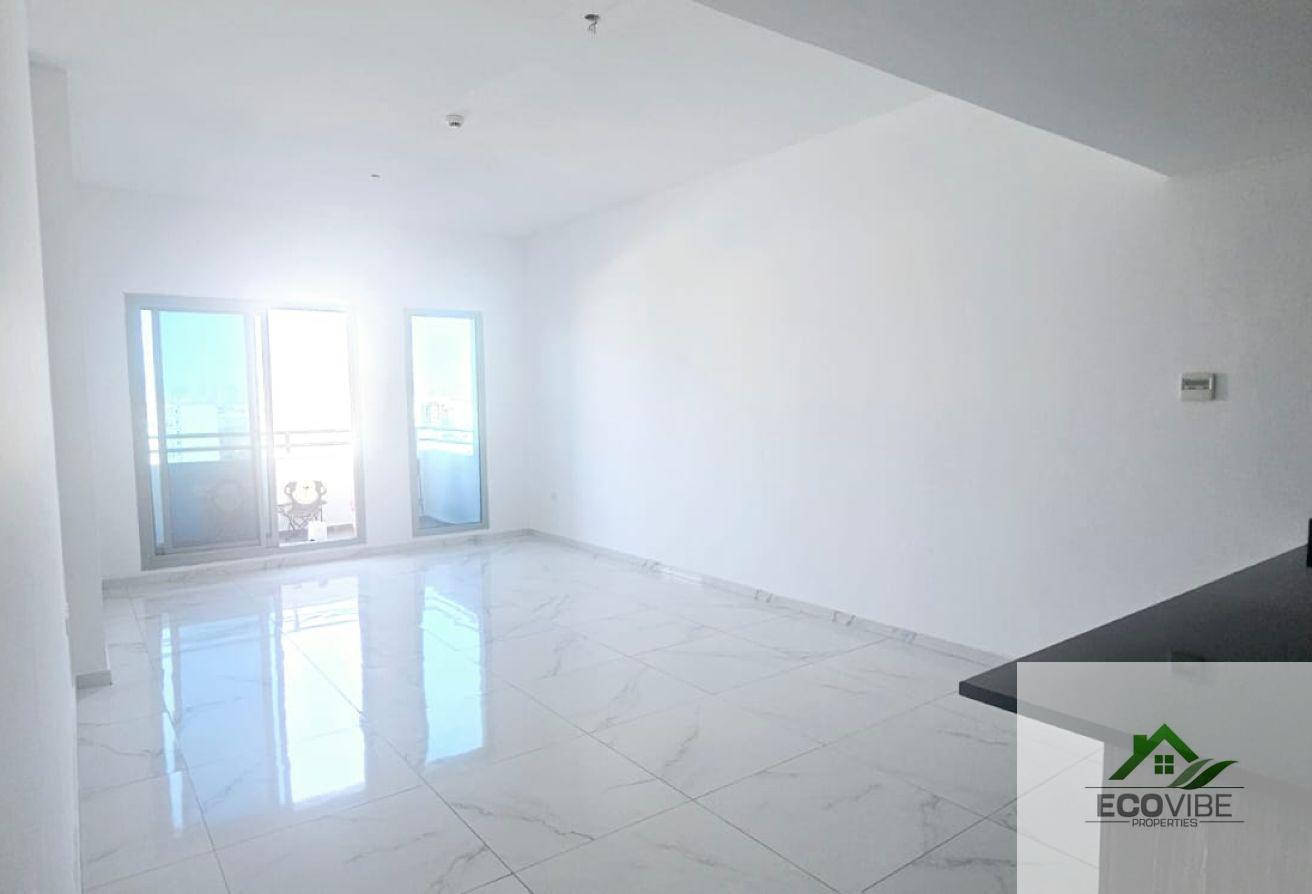 Bright 2BR Apartment + Maid | Downtown & Road View photo 10