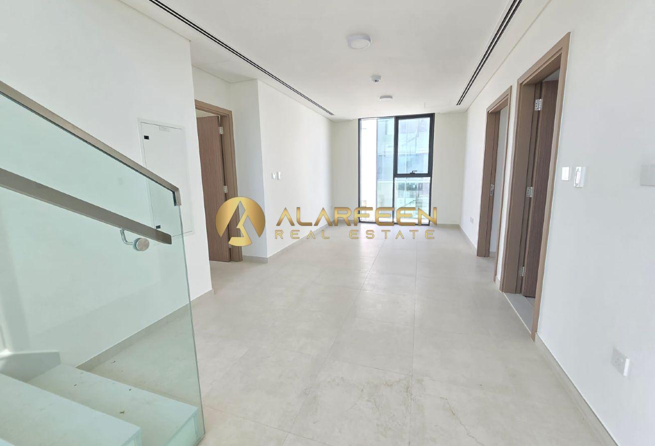 Family Community | Exquisite 4BR | Landscaped photo 4