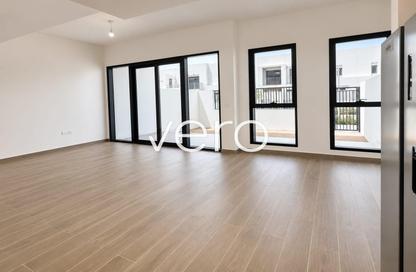 شقة - 3 غرف نوم - 3 حمامات للبيع في ذا مايفير - تاون سكوير - دبي