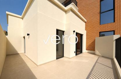 Apartment - 3 Bedrooms - 3 Bathrooms for sale in The Mayfair - Town Square - Dubai