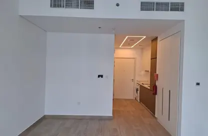 Apartment - 1 Bathroom for rent in Koro One - Jumeirah Garden City - Al Satwa - Dubai
