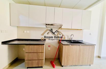 Apartment - Studio - 1 for rent in KHK 21 - International City Phase 2 (Al Warsan 4) - Dubai Apartment - Studio - 1 for rent in KHK 21 - International City Phase 2 (Al Warsan 4) - Dubai