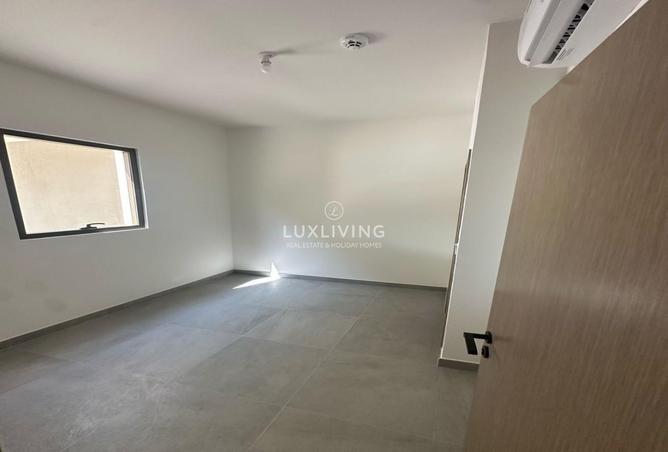 68670028 - صورة العقار 2