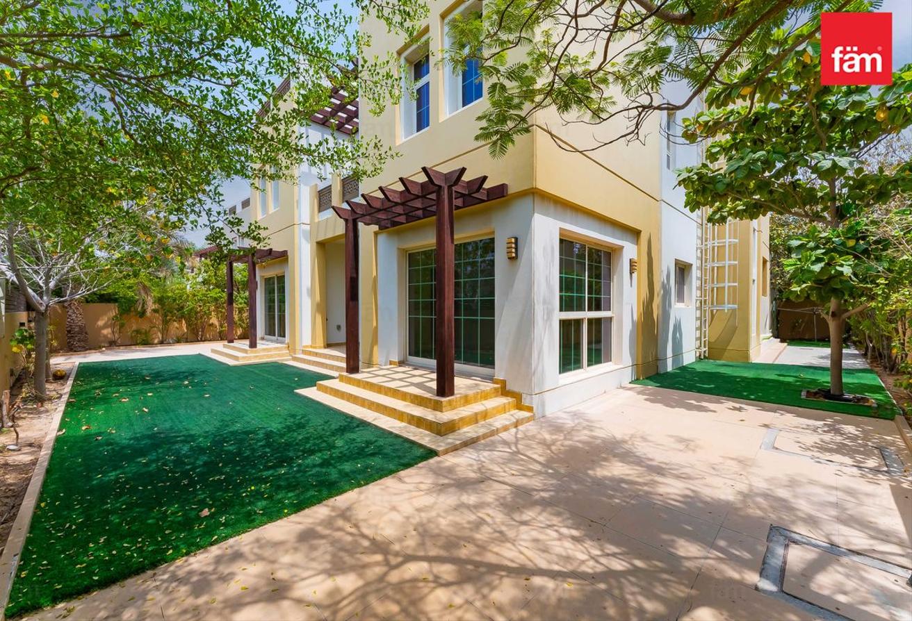 Vacant: One Of The Largest 5 Beds To Rent In Rahat photo 4