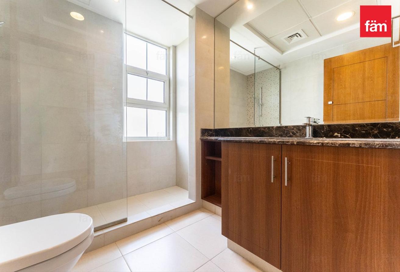 Vacant: One Of The Largest 5 Beds To Rent In Rahat photo 21
