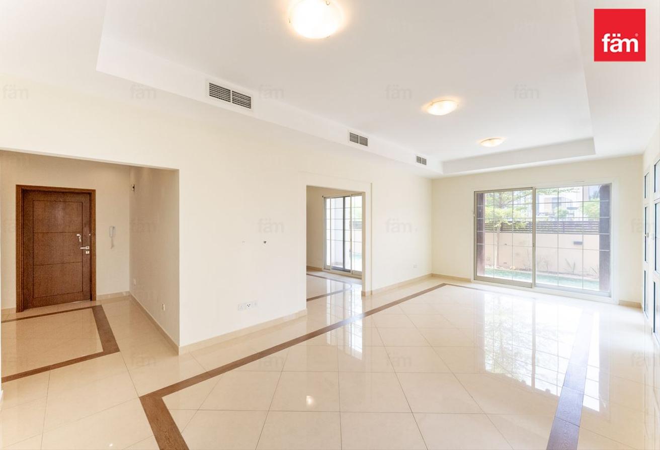 Vacant: One Of The Largest 5 Beds To Rent In Rahat photo 14