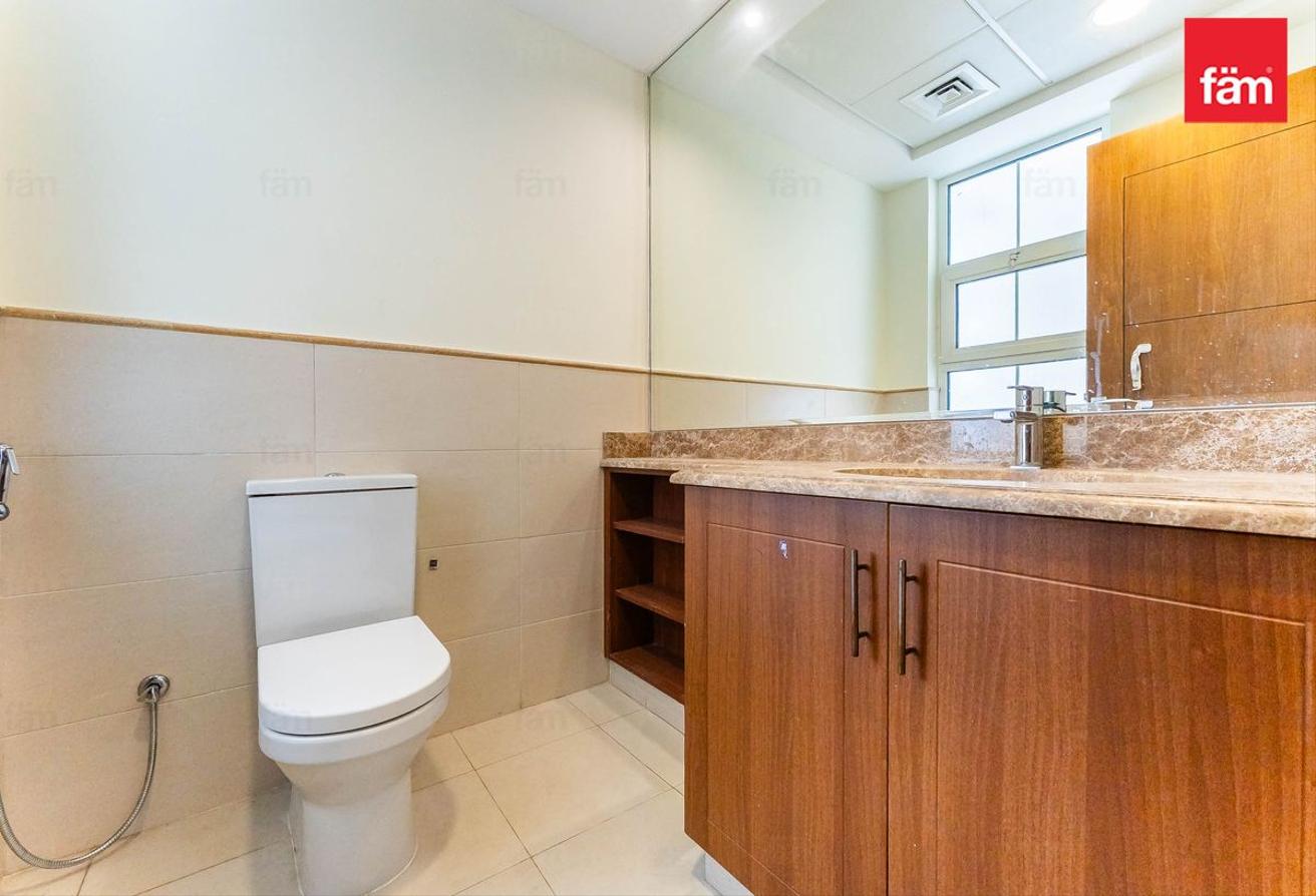 Vacant: One Of The Largest 5 Beds To Rent In Rahat photo 17