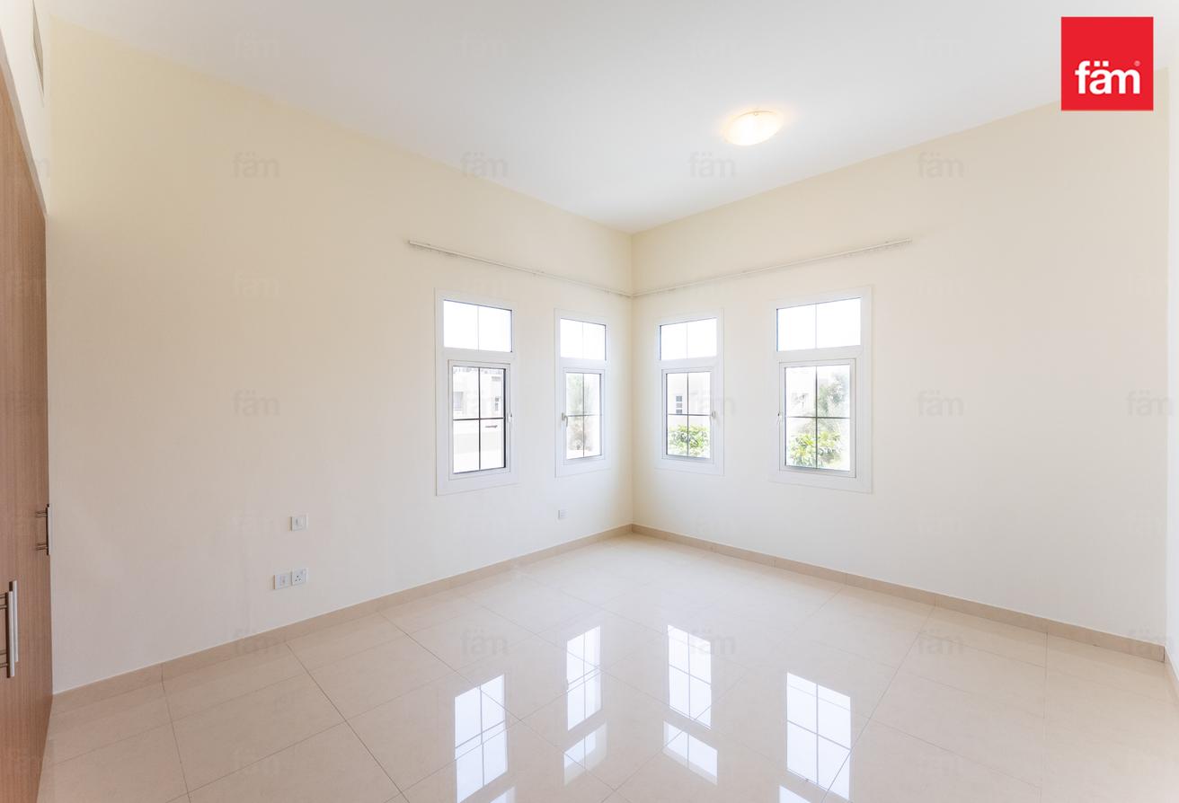 Vacant: One Of The Largest 5 Beds To Rent In Rahat photo 19