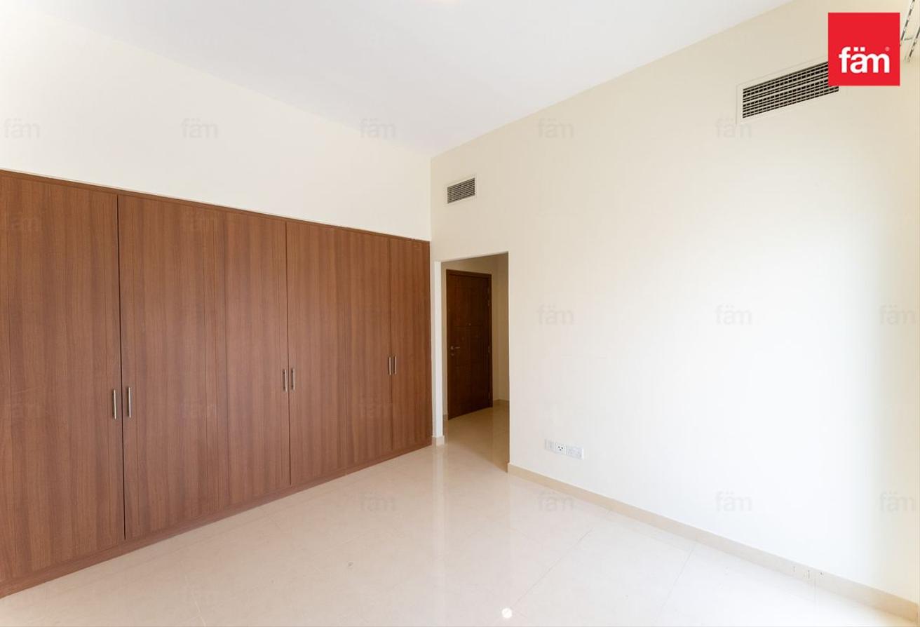 Vacant: One Of The Largest 5 Beds To Rent In Rahat photo 18