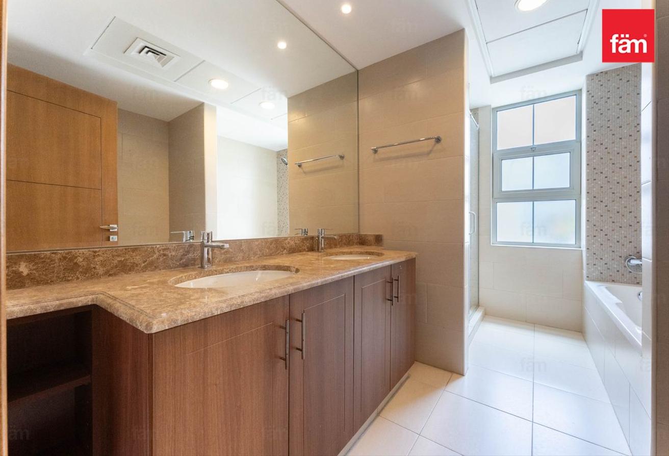Vacant: One Of The Largest 5 Beds To Rent In Rahat photo 27