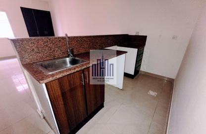 Apartment - Studio - 1 Bathroom for rent in Muwaileh - Sharjah Apartment - Studio - 1 Bathroom for rent in Muwaileh - Sharjah