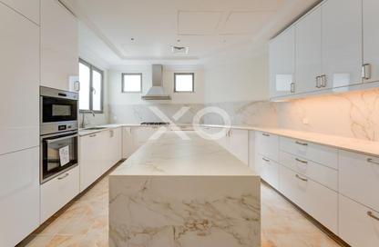 Villa - 4 Bedrooms - 5 Bathrooms for rent in Garden Homes Frond M - Garden Homes - Palm Jumeirah - Dubai