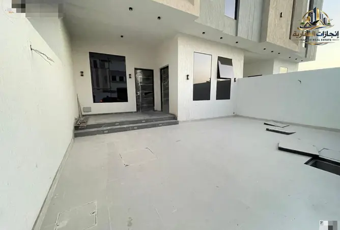 146888875 - Property Image 3
