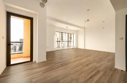 Apartment - 2 Bedrooms - 3 Bathrooms for sale in Rimal 1 - Rimal - Jumeirah Beach Residence - Dubai