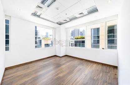 Office Space - Studio - 1 for rent in Bay Square Building 3 - Bay Square - Business Bay - Dubai