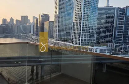 شقة - 2 غرف نوم - 3 حمامات للايجار في خليج القناة - الخليج التجاري - دبي