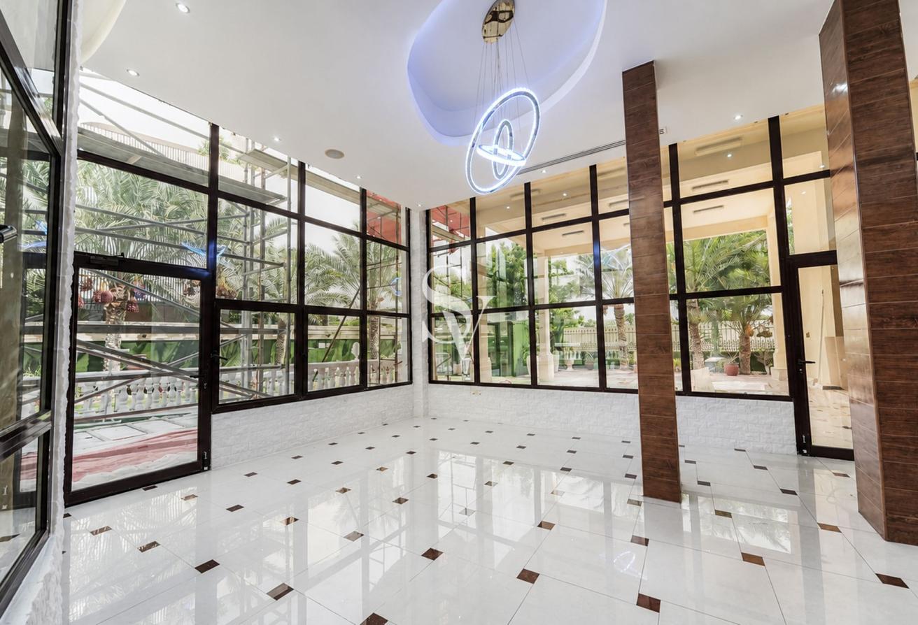Custom 8 Bed Villa | Cinema & Sauna | Private Pool photo 4
