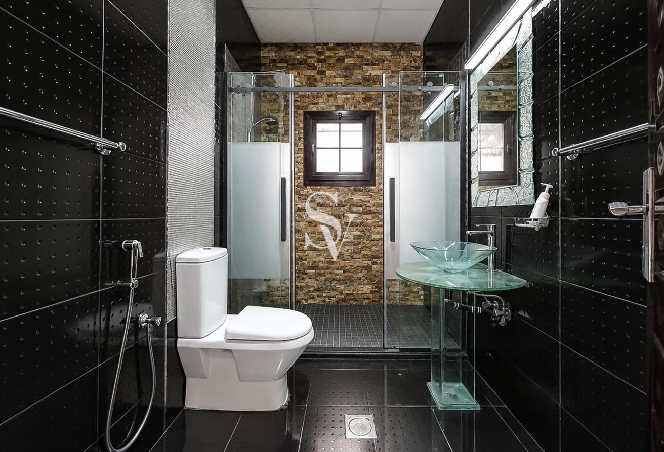 Custom 8 Bed Villa | Cinema & Sauna | Private Pool photo 24