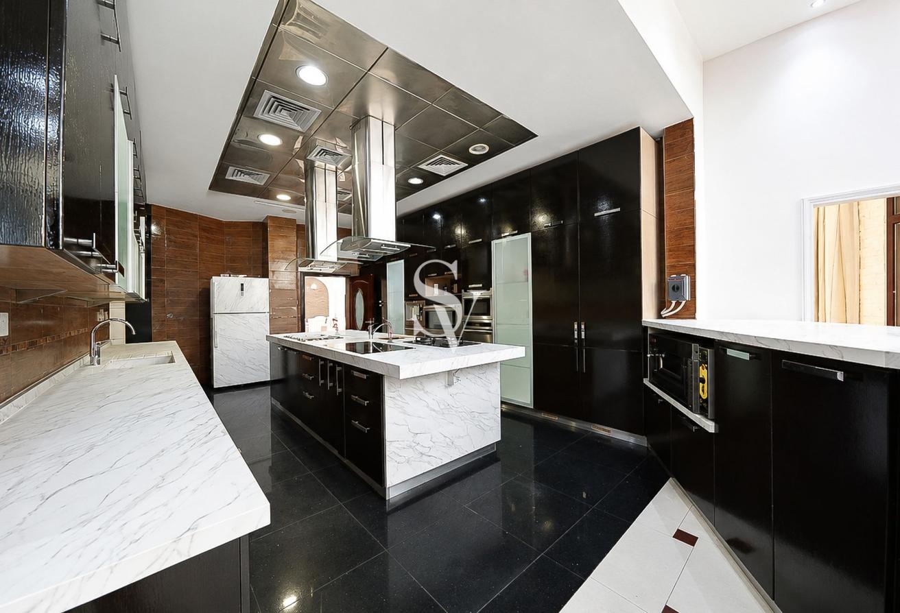Custom 8 Bed Villa | Cinema & Sauna | Private Pool photo 18