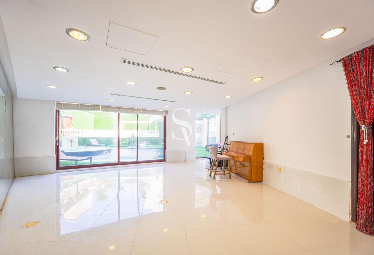 Custom 8 Bed Villa | Cinema & Sauna | Private Pool photo 11