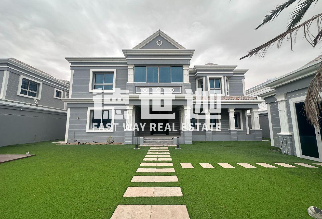 Easy access to E311 | Ready to Move In | 5BHK photo 3
