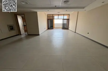 Apartment - 2 Bedrooms - 3 Bathrooms for rent in Ajman Corniche Residences - Ajman Corniche Road - Ajman