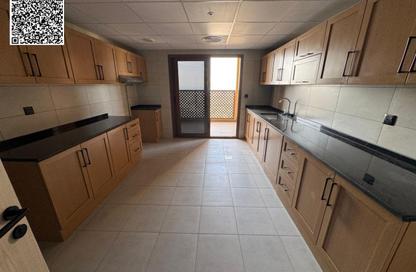 Apartment - 2 Bedrooms - 3 Bathrooms for rent in Ajman Corniche Residences - Ajman Corniche Road - Ajman