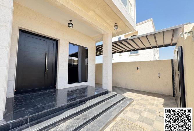 103718898 - Property Image 2