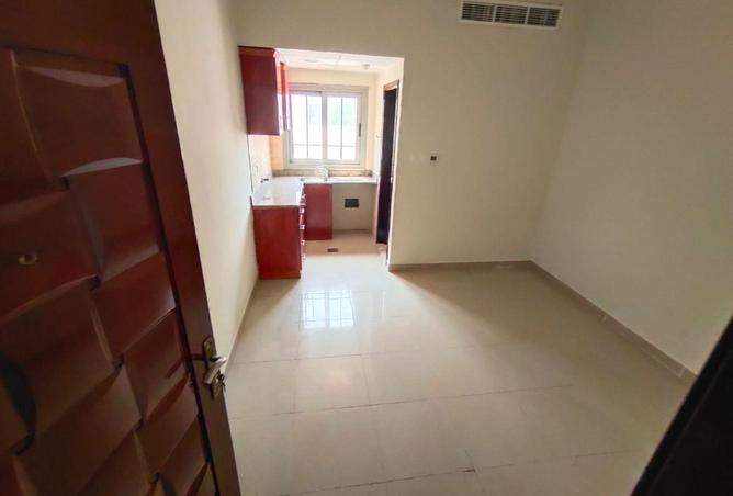 83674330 - Property Image 3