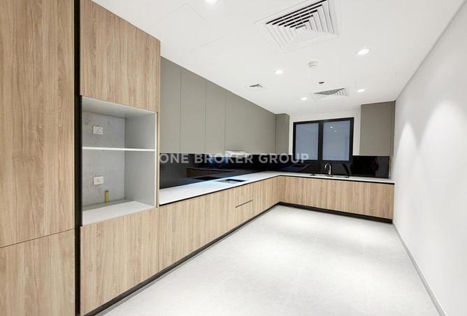 83212274 - Property Image 3