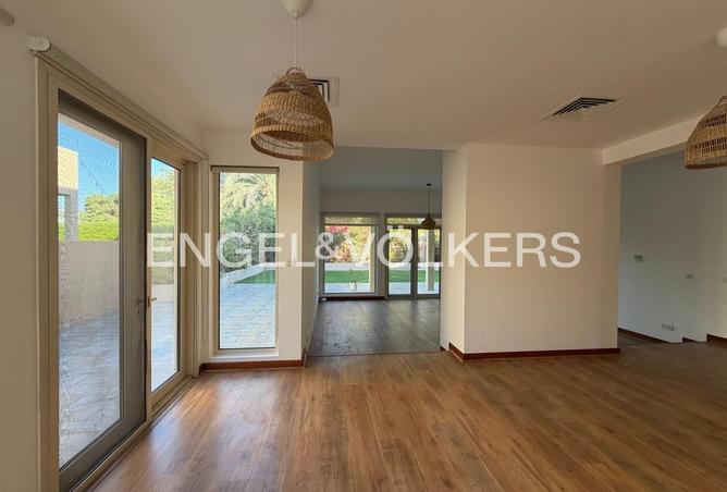 15648218 - Property Image 3