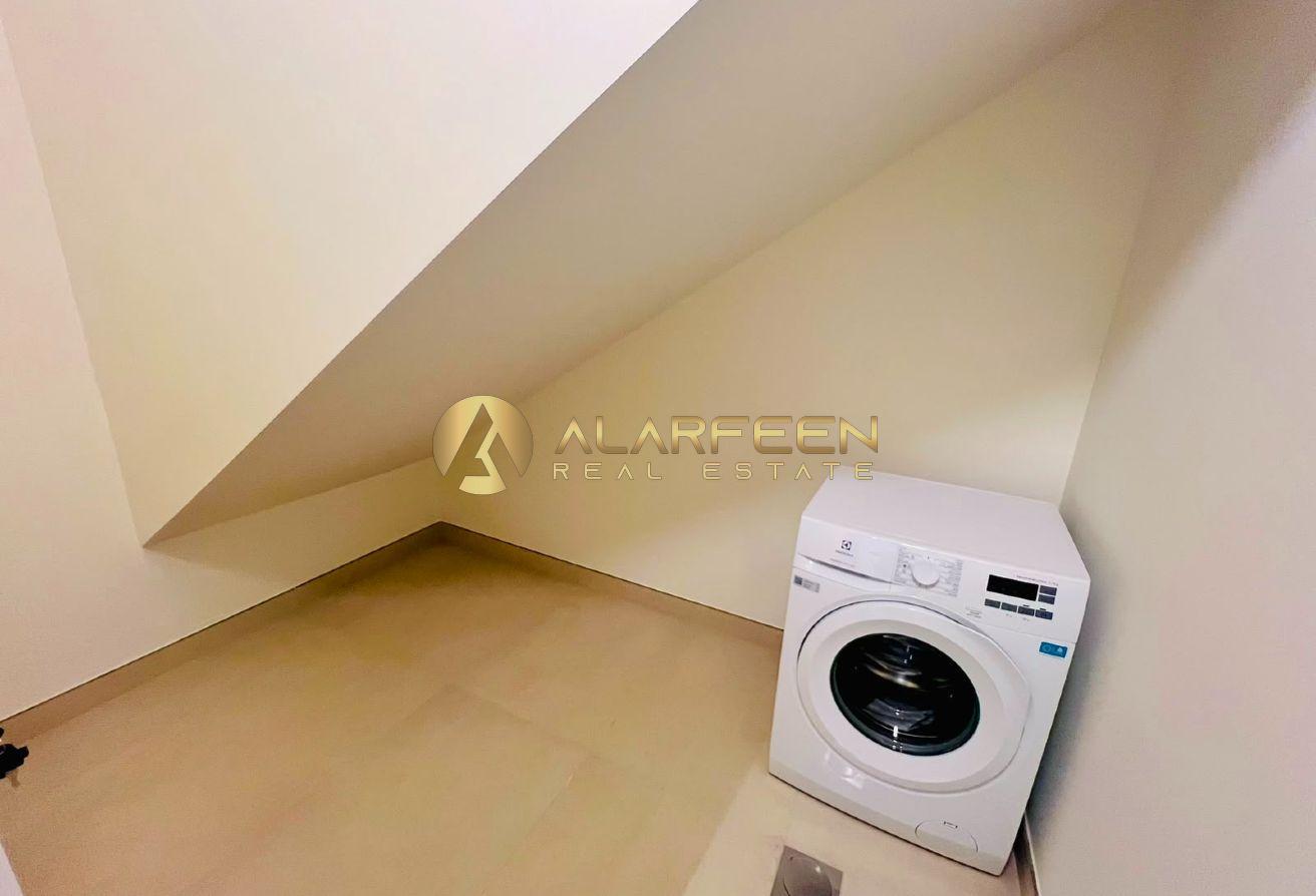 Lowest Rent | 3BR | Hugh Garden Space |Fitted photo 9