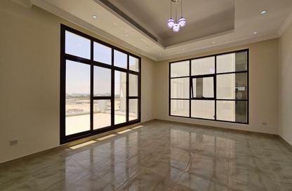 Villa - 5 Bedrooms - 7 Bathrooms for rent in Nad Al Sheba 4 - Nad Al Sheba - Dubai Villa - 5 Bedrooms - 7 Bathrooms for rent in Nad Al Sheba 4 - Nad Al Sheba - Dubai