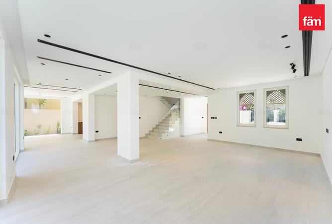 143734439 - Property Image 3
